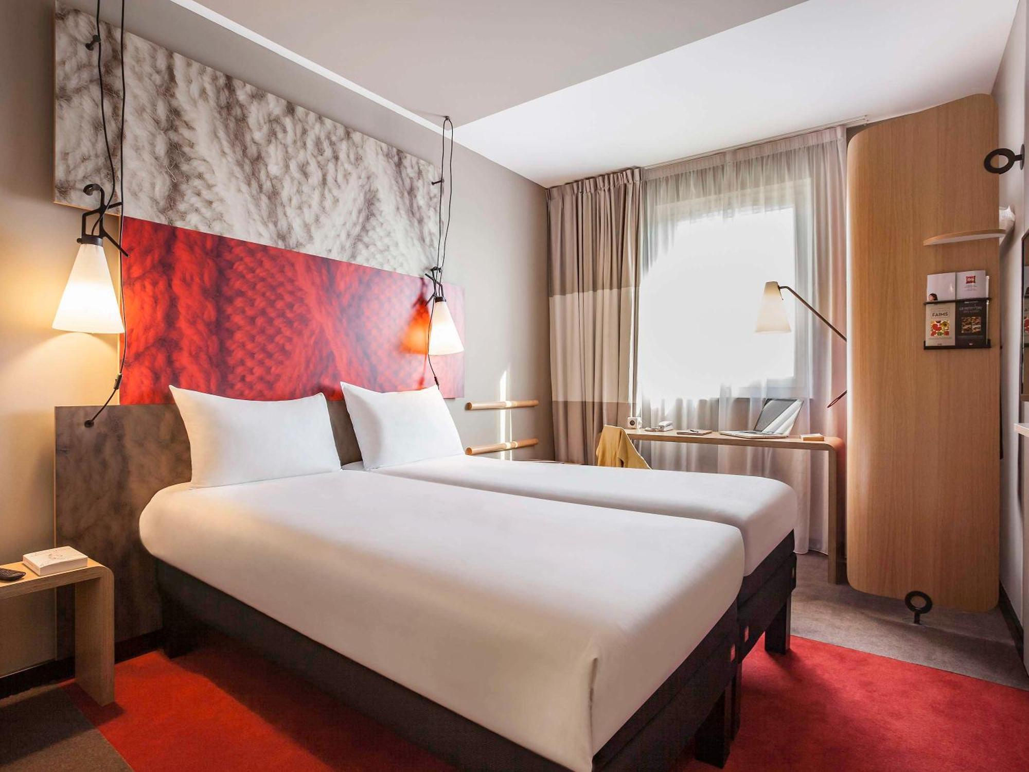 Hotel Ibis Paris Le Bourget La Courneuve Exteriér fotografie